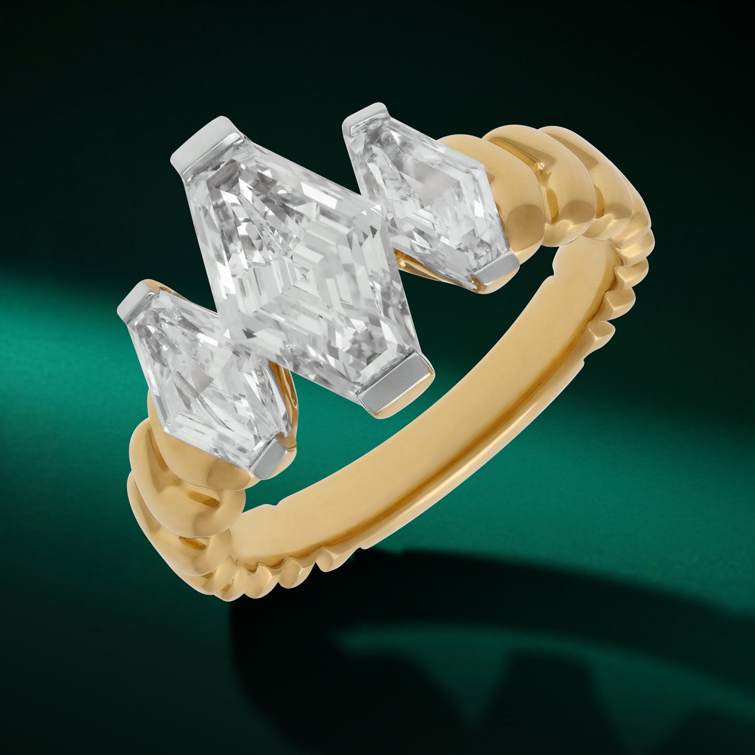 Yellow Gold Triple Lozenge Blunt-Cut Lab-Grown Diamond Ring | SKU : 0021923104