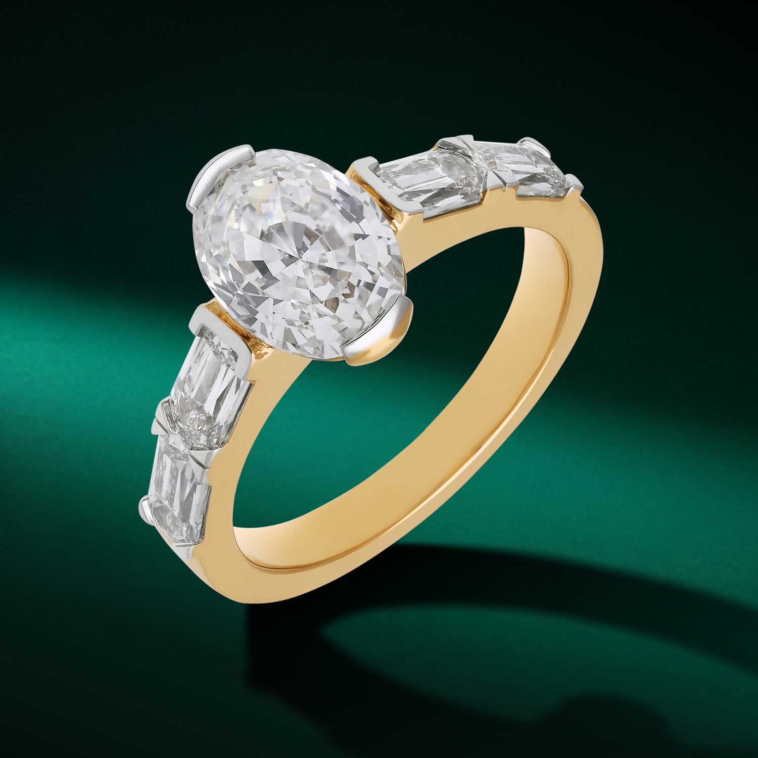 Yellow Gold Oval Step Cut and Elongated Cushion-Cut Lab-Grown Diamond Ring | SKU : 0021923159