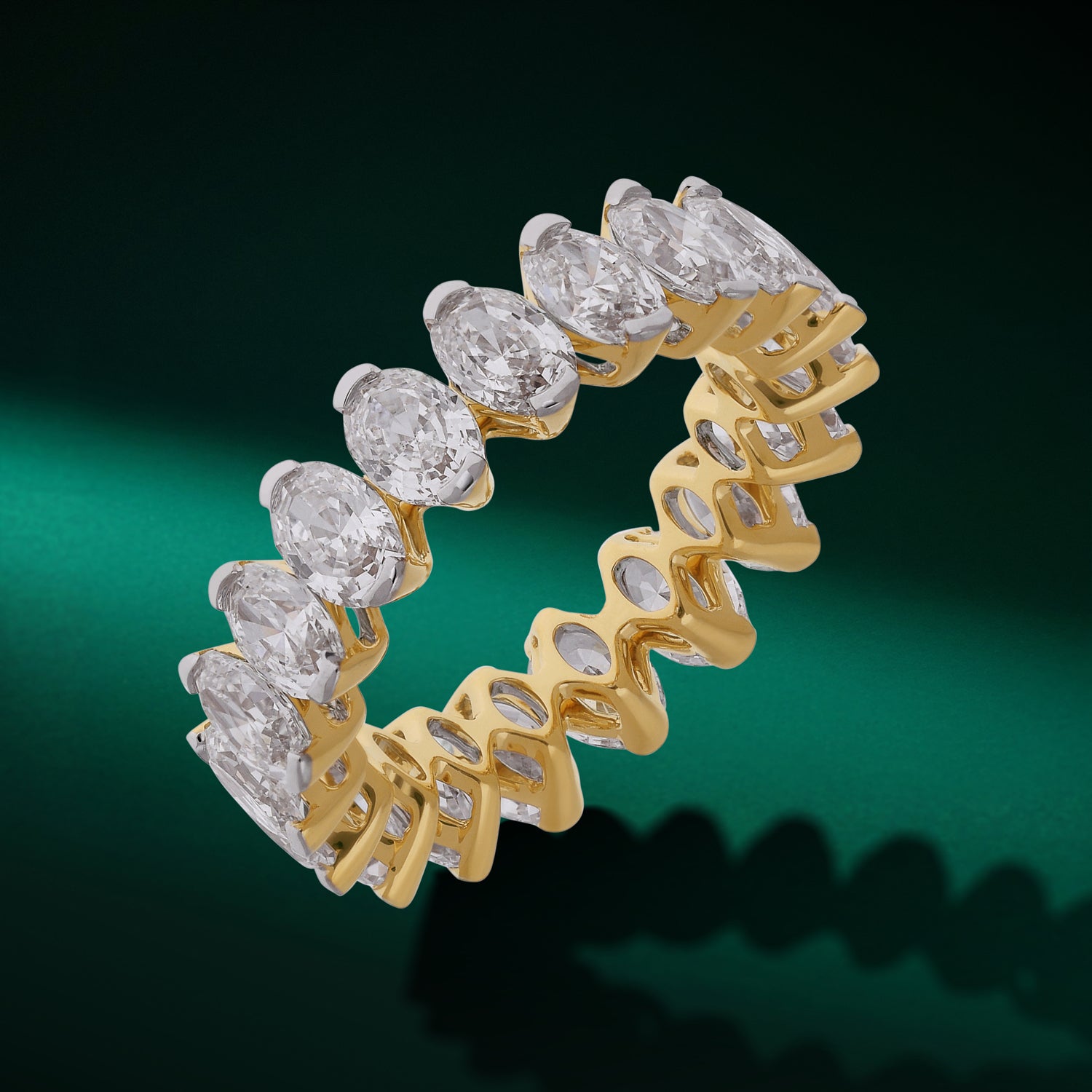 Yellow Gold Eternity Ring with Oval Step Cut Lab-Grown Diamonds | SKU : 0021923968