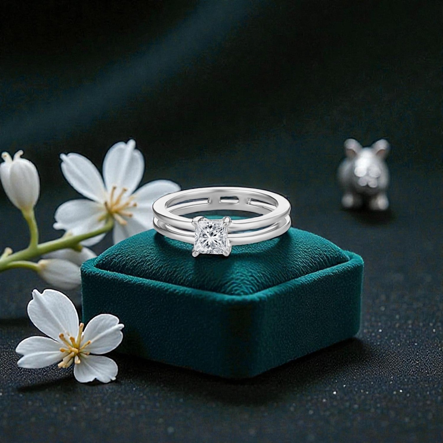 Lab Grown 0.55 Carat Pear Cut Diamond Solitaire Ring in 18 Karat White Gold | SKU : 0005105267