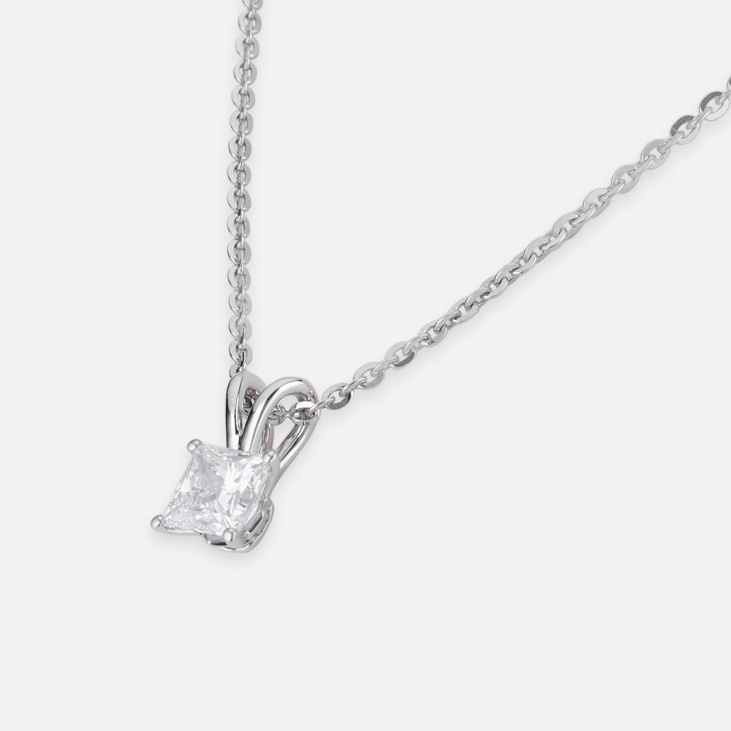 Lab Grown 1.06 Carat Princess Cut Diamond Solitaire Chain Pendant in 18 Karat Gold | SKU : 0005131600