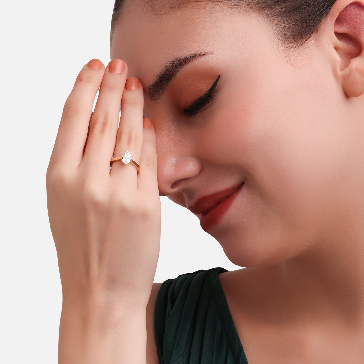 Lab Grown 1.100 Carat Pear Cut Diamond Ring in 18 Karat Rose Gold | SKU : 0005150175