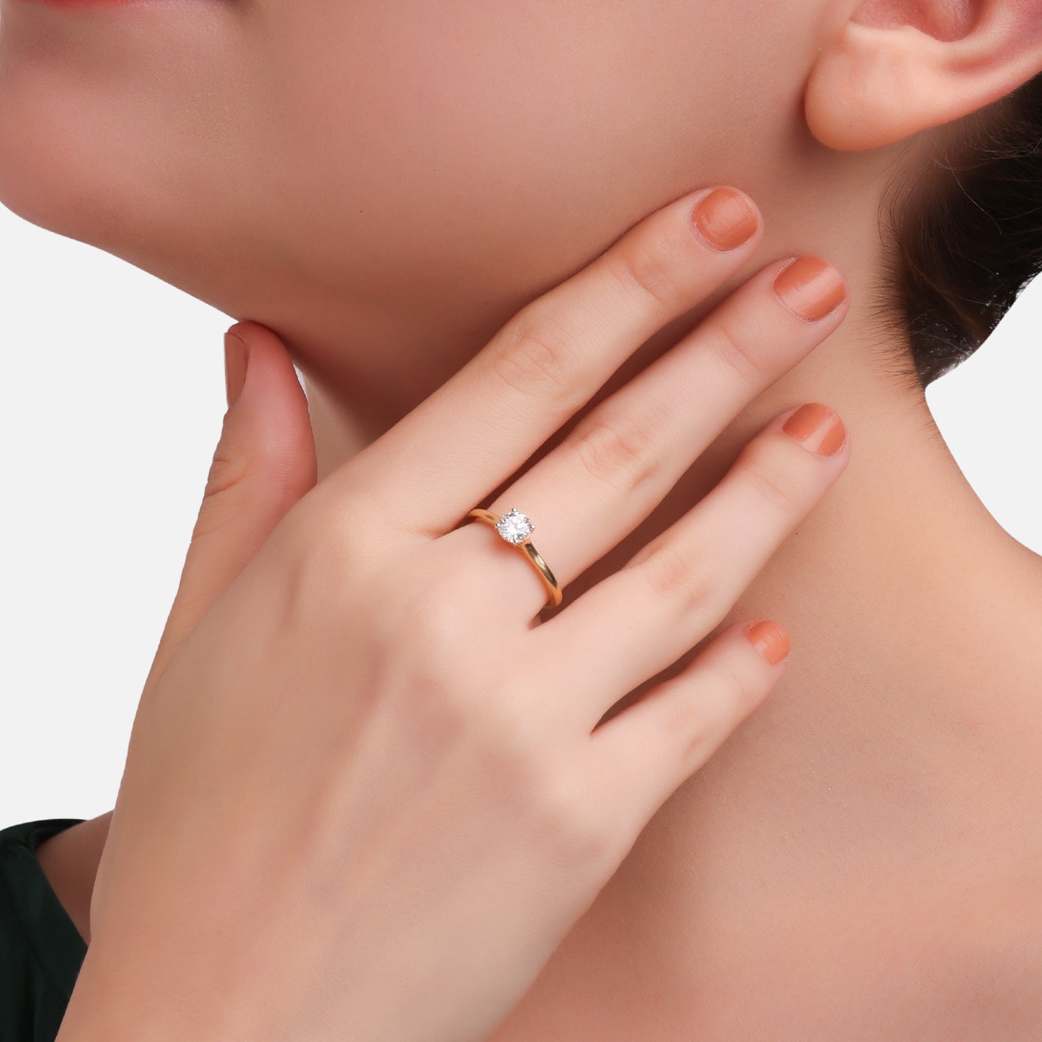 Lab Grown 0.540 Carat Round Cut Diamond Ring in 18 Karat Yellow Gold | SKU : 0005155392