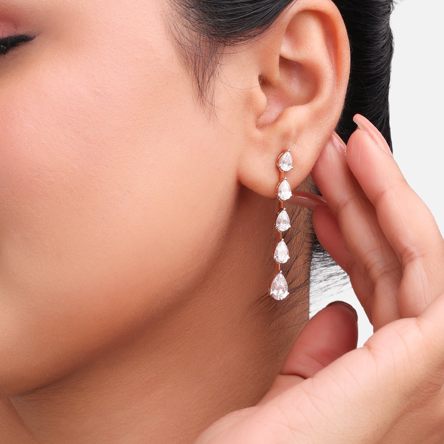 Lab Grown 4.270 Carat Pear Cut Diamond Drop Earrings in 18 Karat Rose Gold | SKU : 0005166169