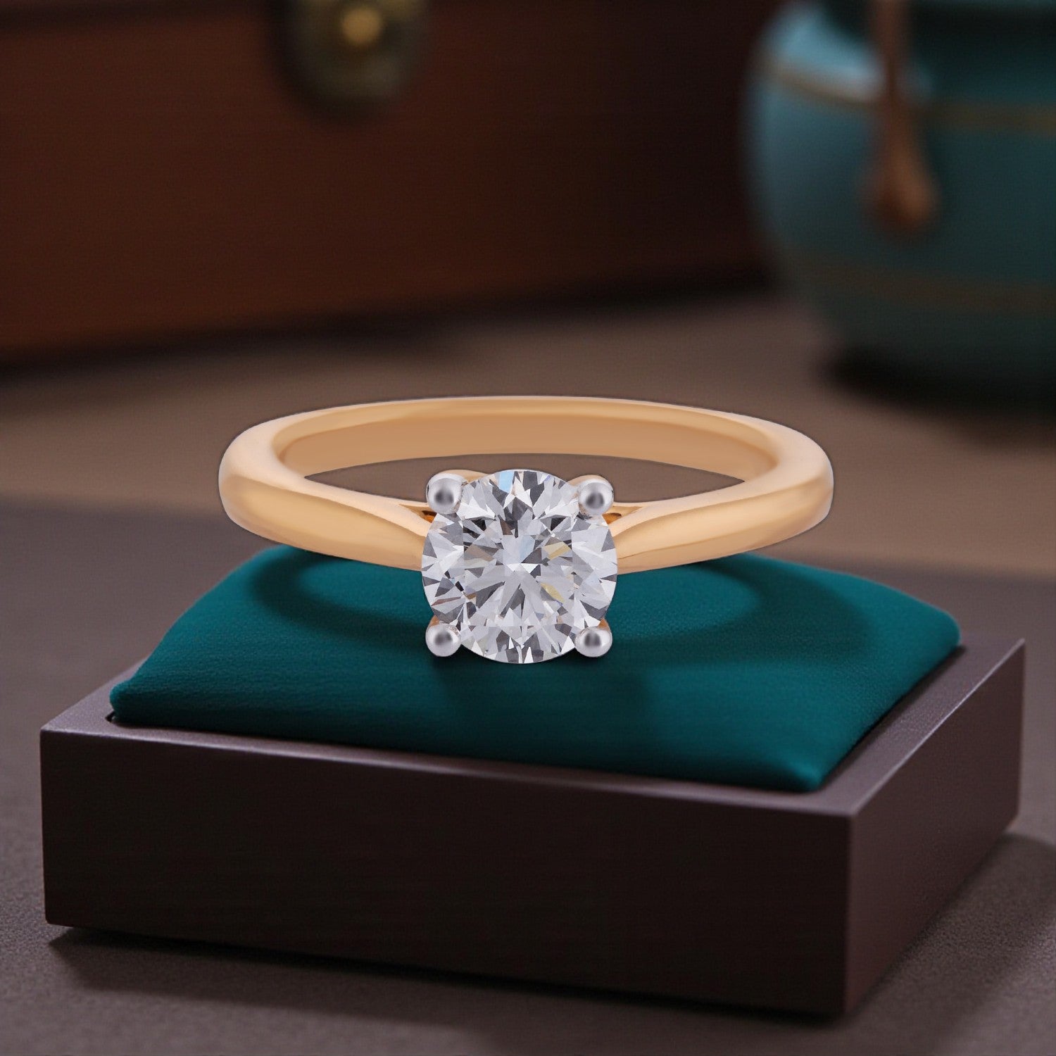 Refined Round Brilliant Lab-Grown Diamond Solitaire Ring in Yellow Gold | SKU : 0004952855