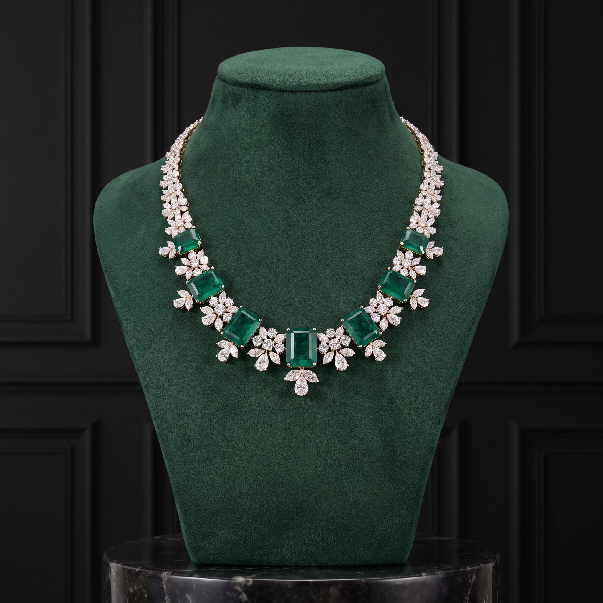Emerald Green Gold Necklace Set with Lab-Grown Diamonds | SKU 0006704636