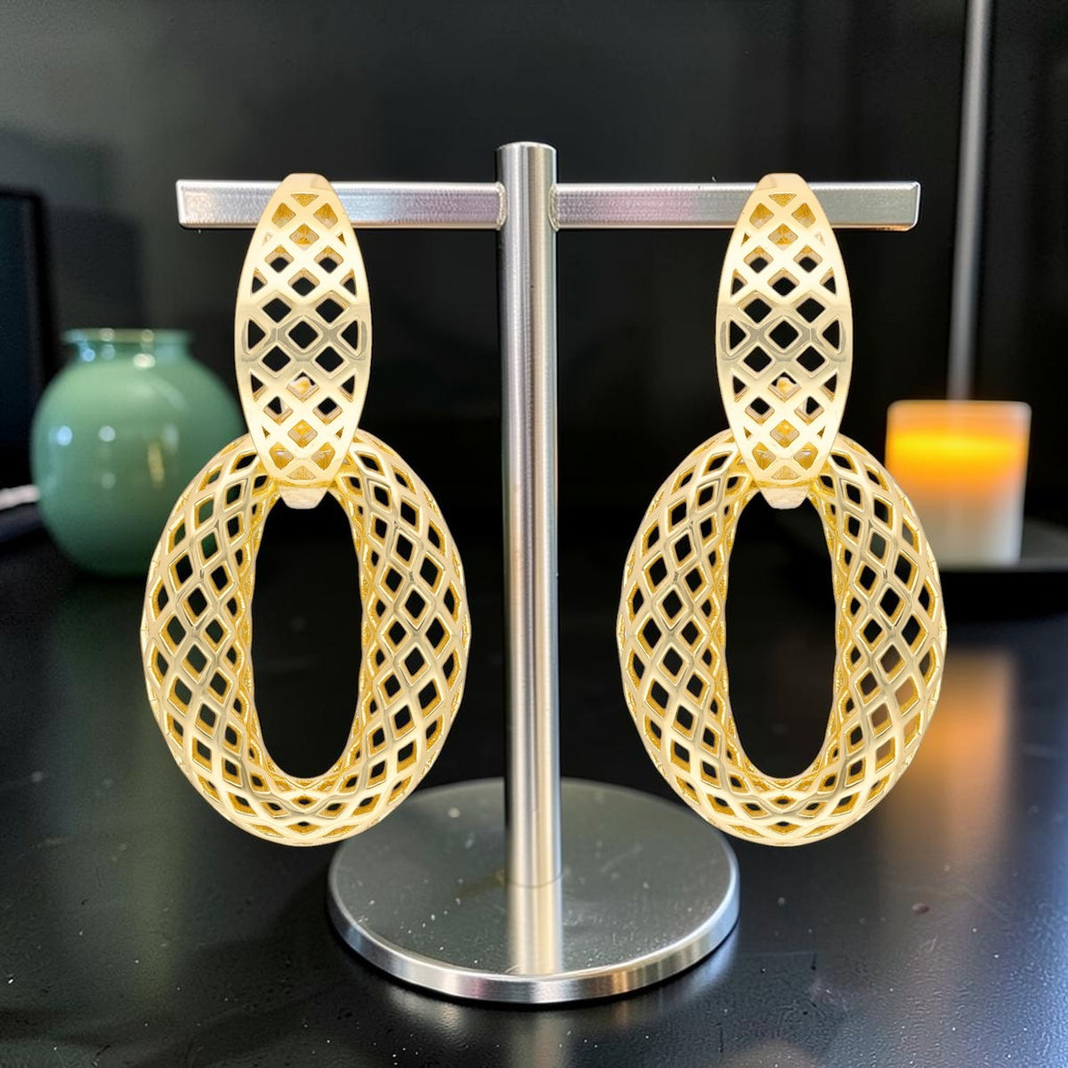 Geometric Openwork Oval Gold Drop Earrings | SKU: 0006709570