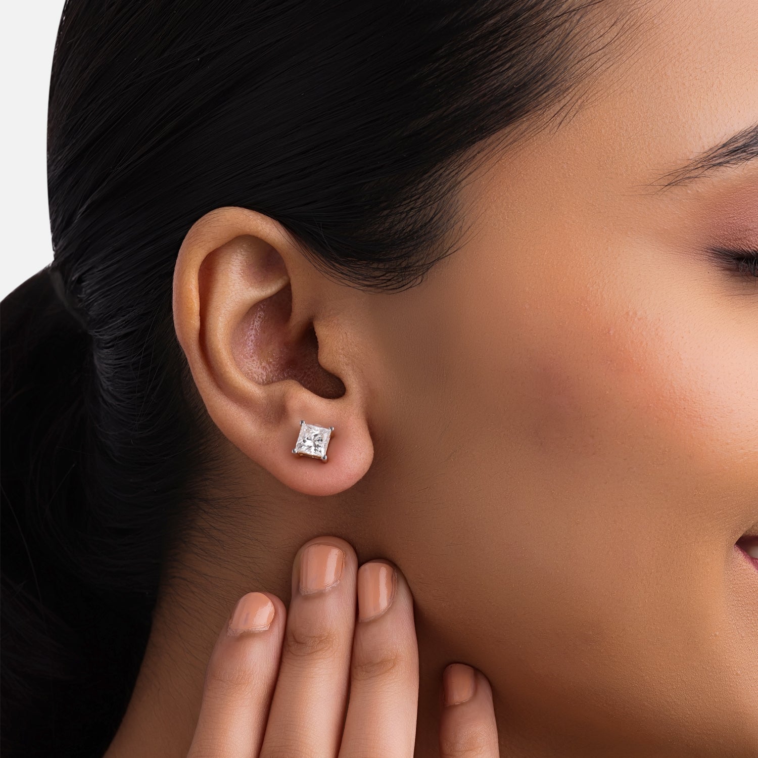 Princess-Cut Lab-Grown Diamond Stud Earrings in 18K Yellow Gold | SKU : 0004953623
