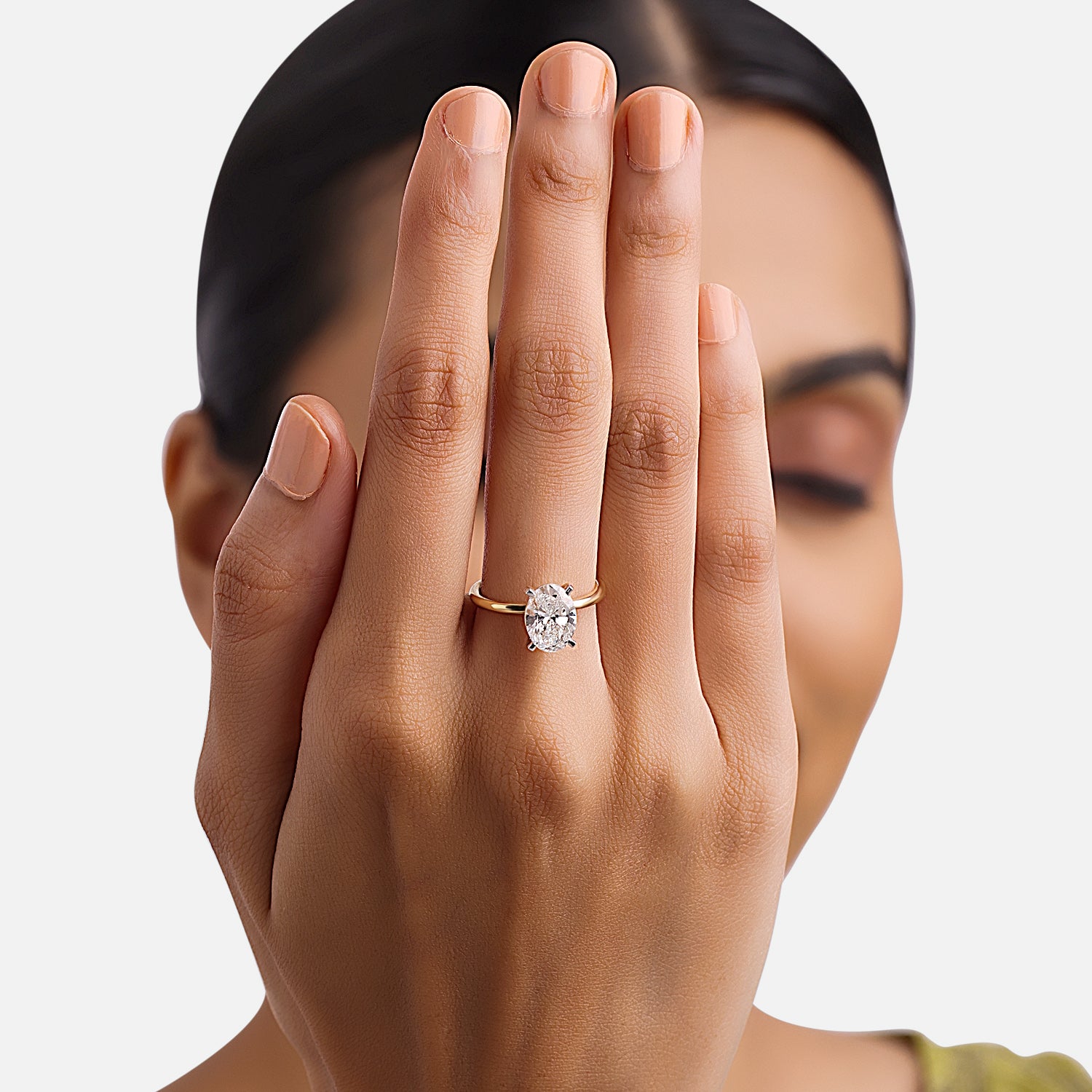 Oval-Cut Lab-Grown Diamond Solitaire Ring in Yellow Gold | SKU : 0004953340