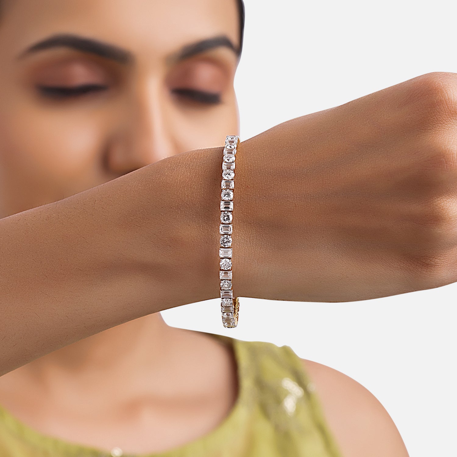 Eternal Symphony Lab Grown Diamond Bangle in 18K Yellow Gold | SKU : 0004677109