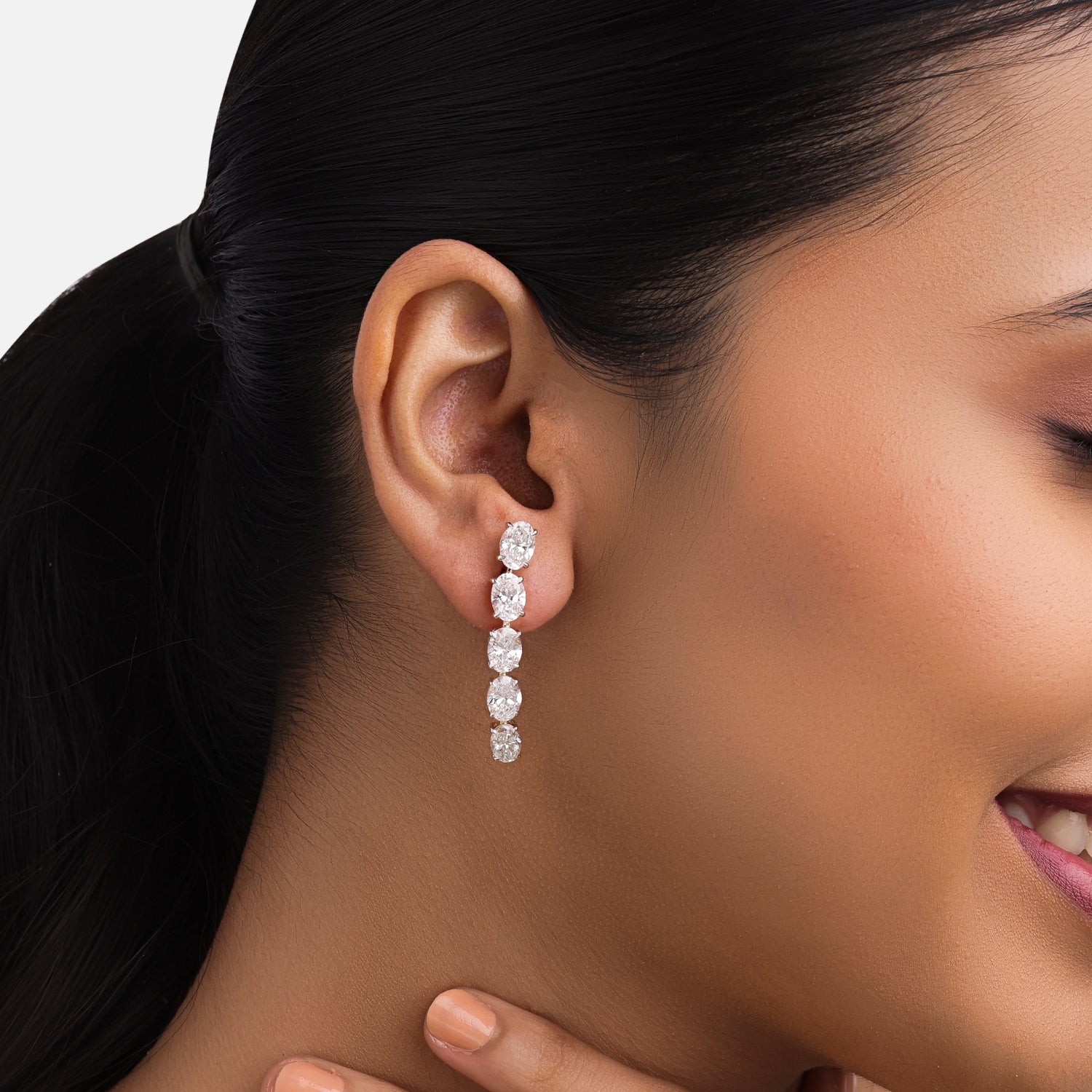 Lab-Grown Oval Diamond Linear Earrings in 18K Yellow Gold | SKU : 0004953142