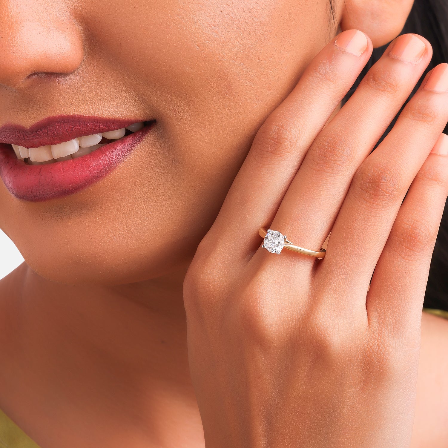 Refined Round Brilliant Lab-Grown Diamond Solitaire Ring in Yellow Gold | SKU : 0004952855